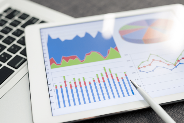 Taxas de Juros; investimentos.